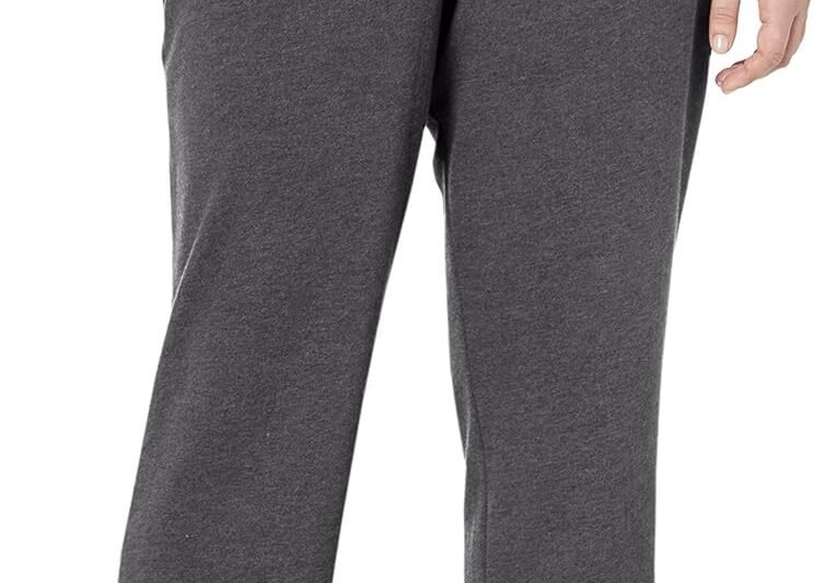 Amazon Essentials Women’s Fleece Straight-Leg Jogging Bottoms (Plus-Sizes Available)